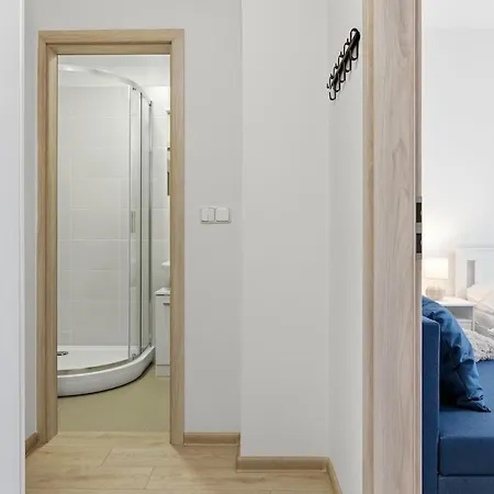 Appartement Near The Subway With Kitchen And Terrace